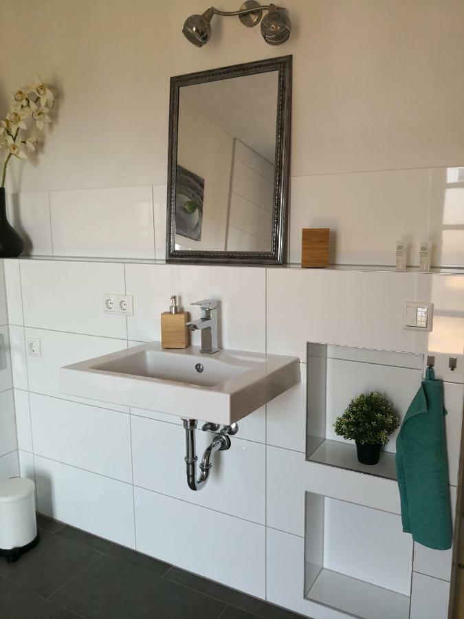Apartment Ferienwohnung Emmerthal Auch Fuer Monteure Fewo Eksteriør billede