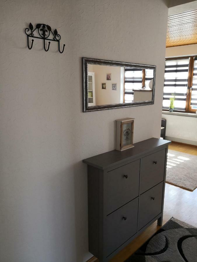 Apartment Ferienwohnung Emmerthal Auch Fuer Monteure Fewo Eksteriør billede